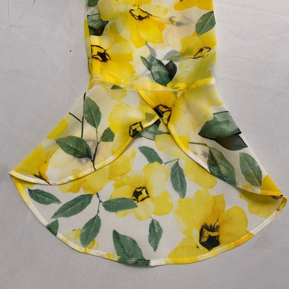 Calvin Klein🌼Floral Print V-Neck Chiffon 3/4 Ruffle
Sleeve Top Size S/CH/P - Picture 8 of 11